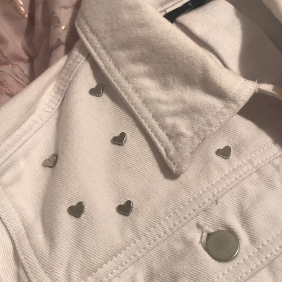 jacket - Picture 2 of 2